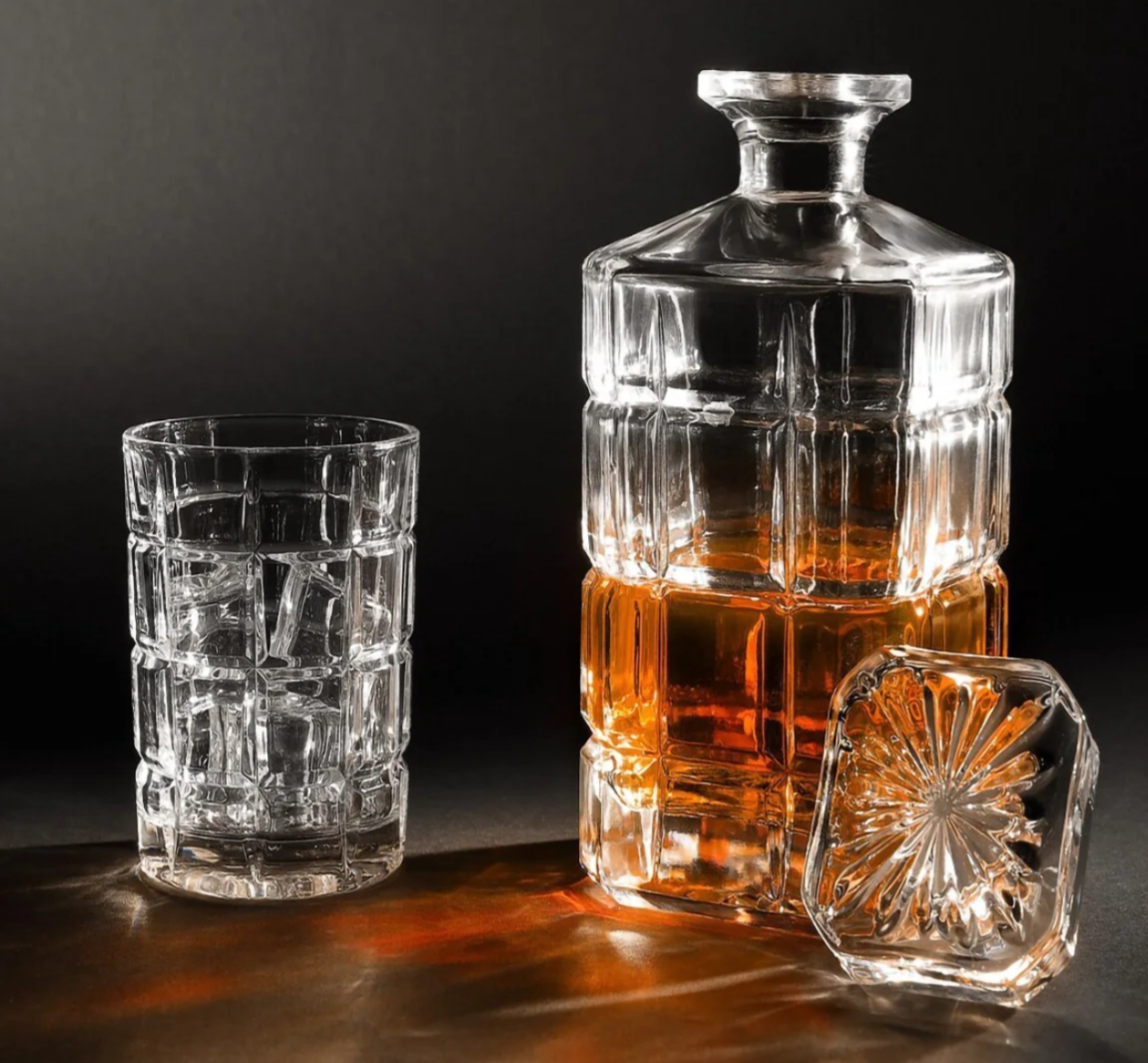 Best Cube Whiskey Glasses Set with Decanter