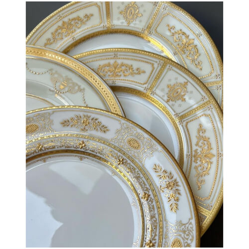 Angie Homes Royal Gold Rim Dinner Plate